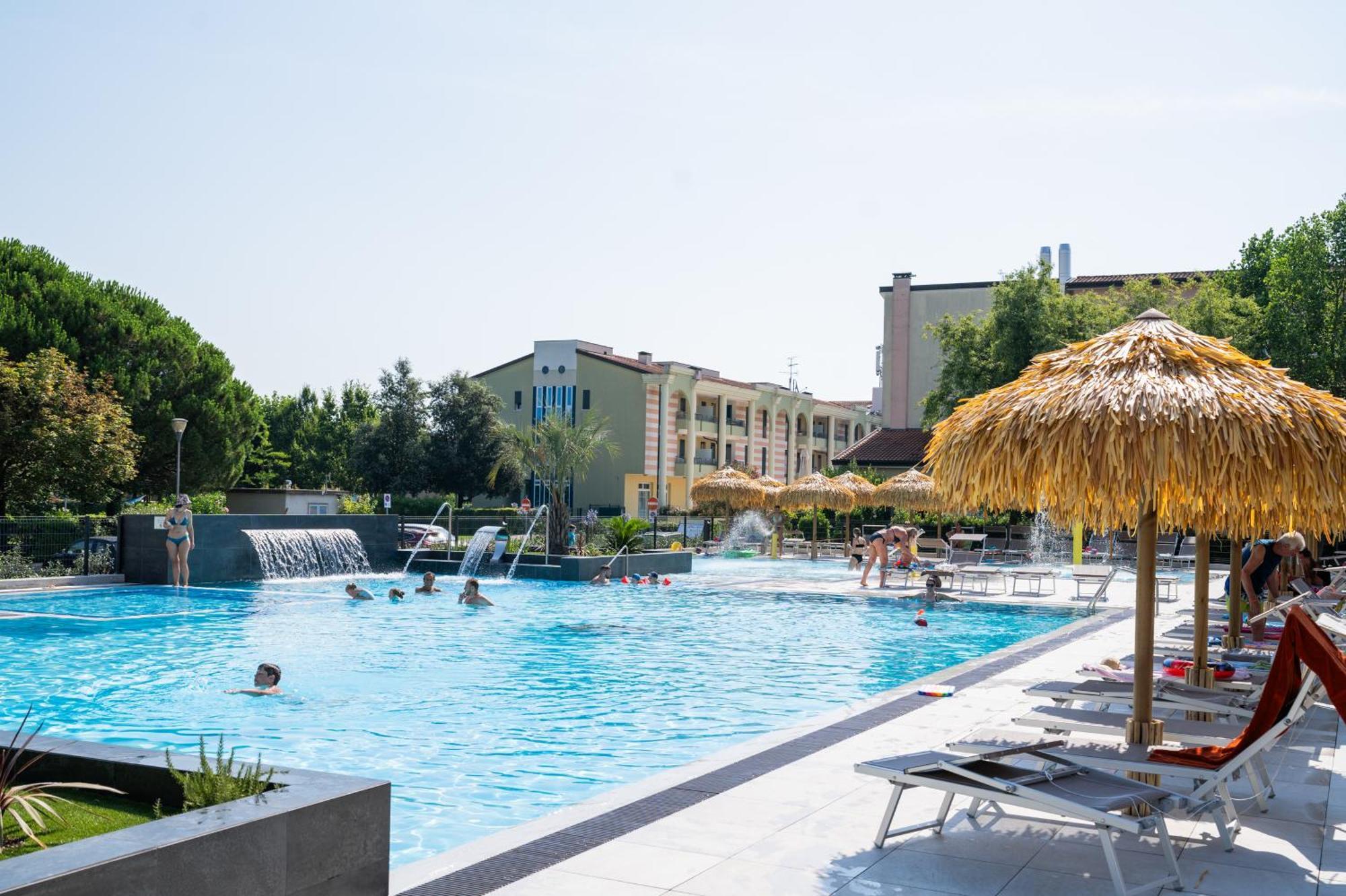 Quercia Lido Altanea Apartment Caorle Luaran gambar